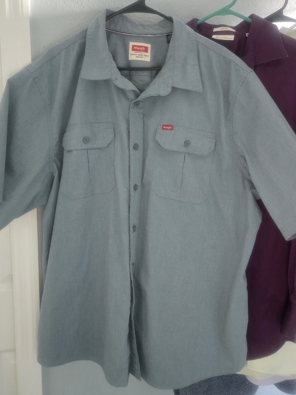 Wrangler Big & Tall Mens Button Down Short Sleeve Shirt